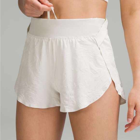 lululemon athletica Pants - Lululemon Fast and Free High-Rise Short 2" Airflow
Emboss Mini Bone / Bone